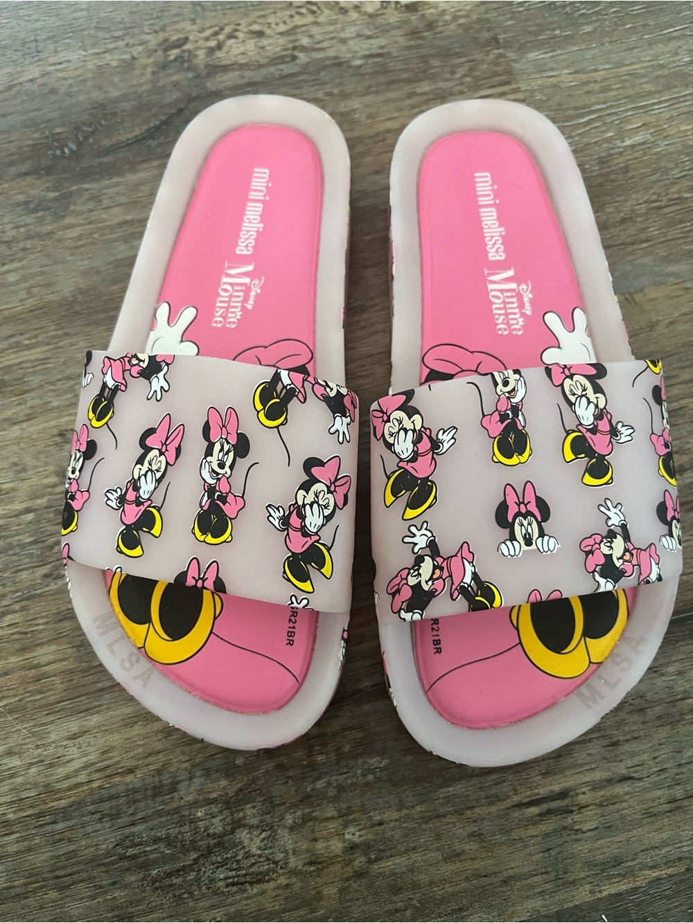 Melissa Disney Minnie Mouse Sandals - EUC - Big Kid Size 3